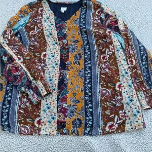 Dressbarn plus sz tunic sz 1X floral long sleeve